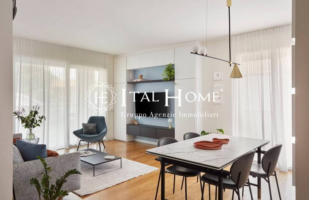 appartamento in vendita a Milano in zona Gallaratese