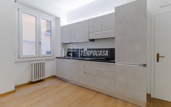 appartamento in vendita a Milano in zona Calvairate