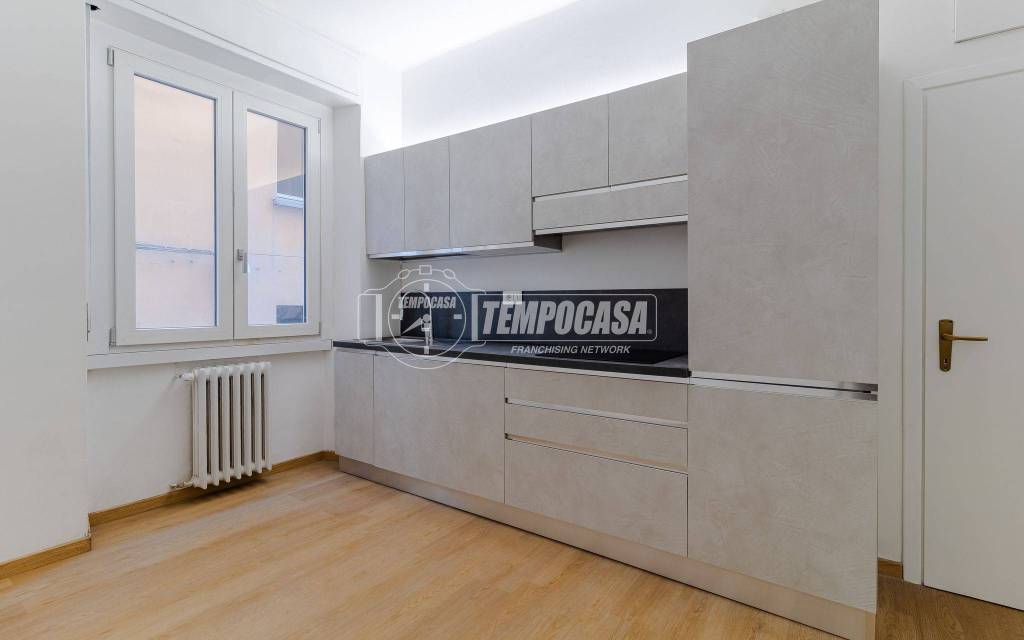 appartamento in vendita a Milano in zona Calvairate