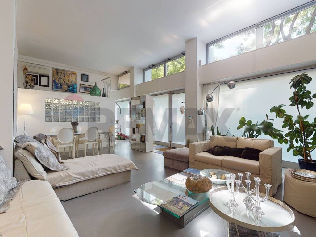 appartamento in vendita a Milano in zona Porta Garibaldi