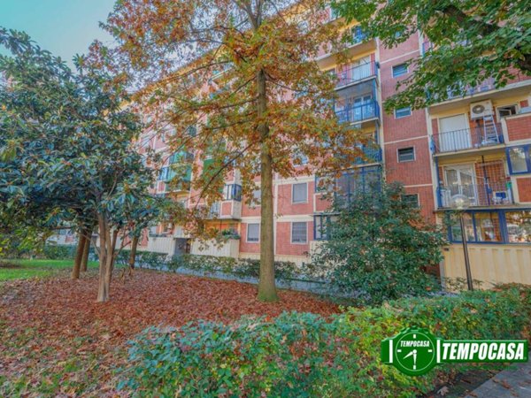 appartamento in vendita a Milano in zona Muggiano