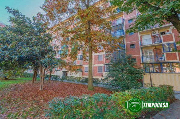 appartamento in vendita a Milano in zona Muggiano