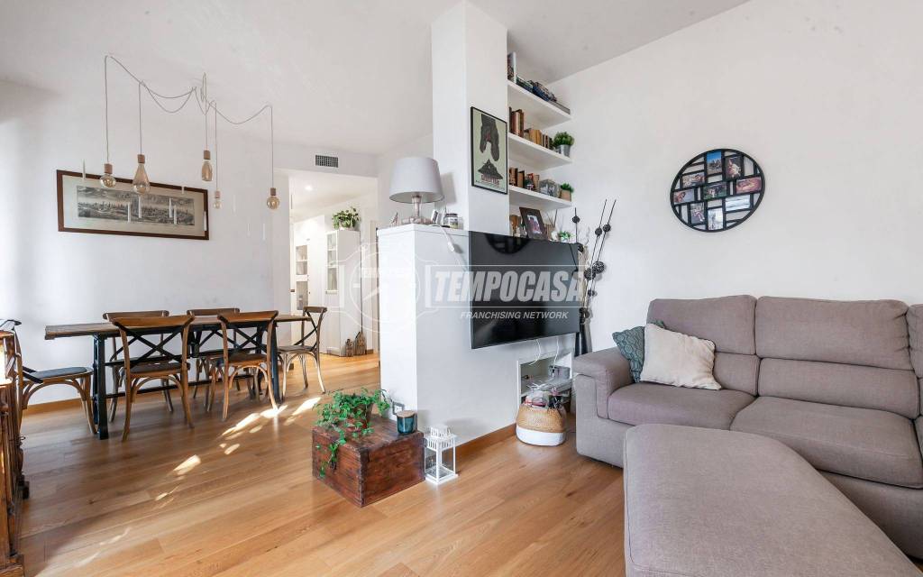 appartamento in vendita a Milano in zona Bovisa