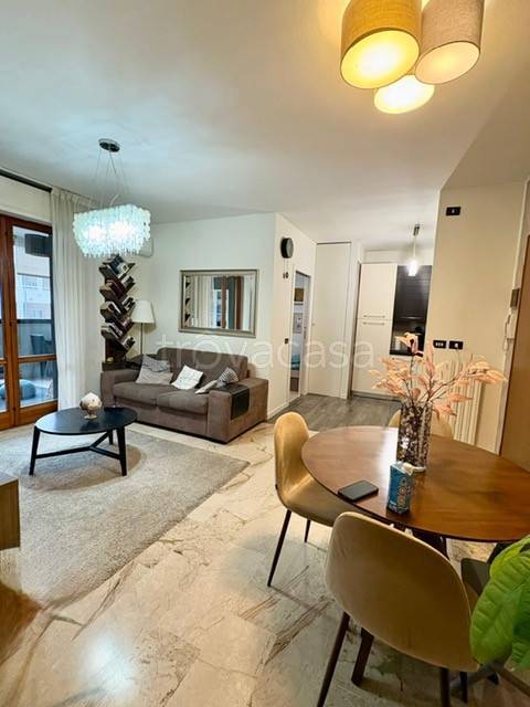 appartamento in vendita a Milano in zona Gratosoglio