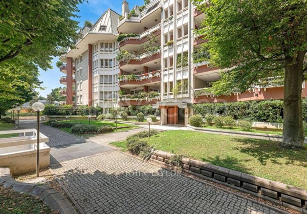 appartamento in vendita a Milano in zona San Siro