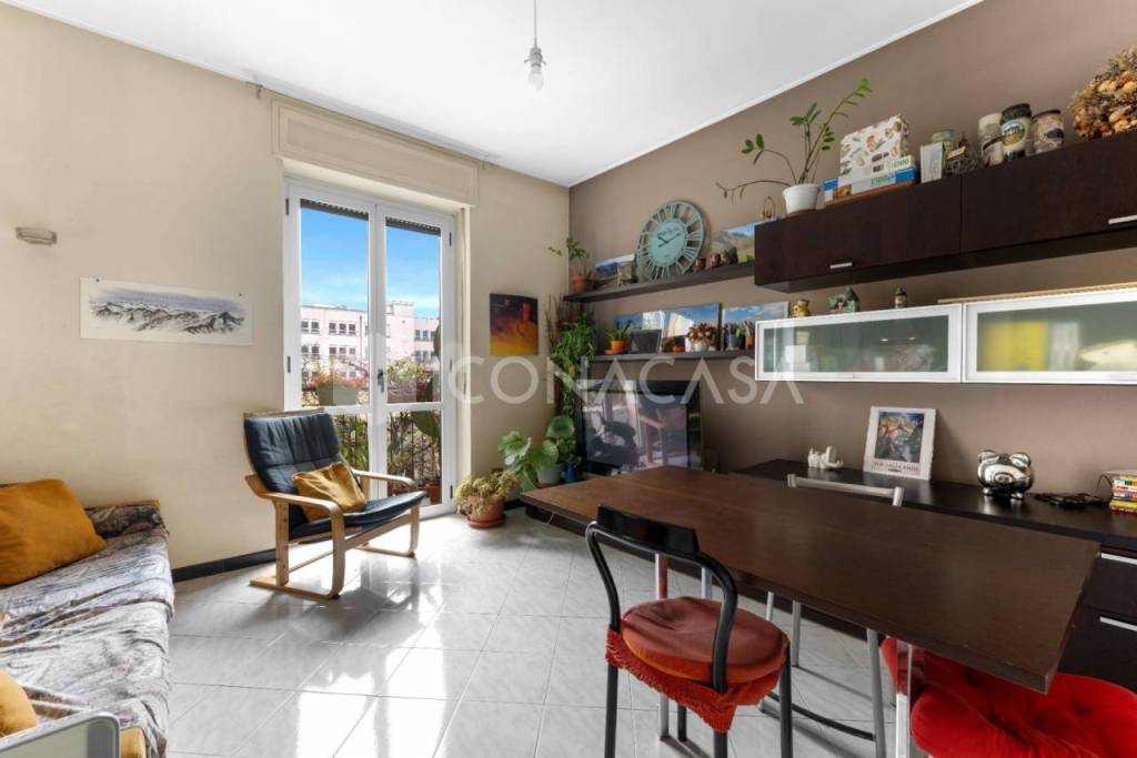 appartamento in vendita a Milano in zona Casoretto