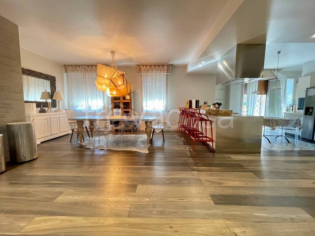 appartamento in vendita a Milano in zona Corvetto