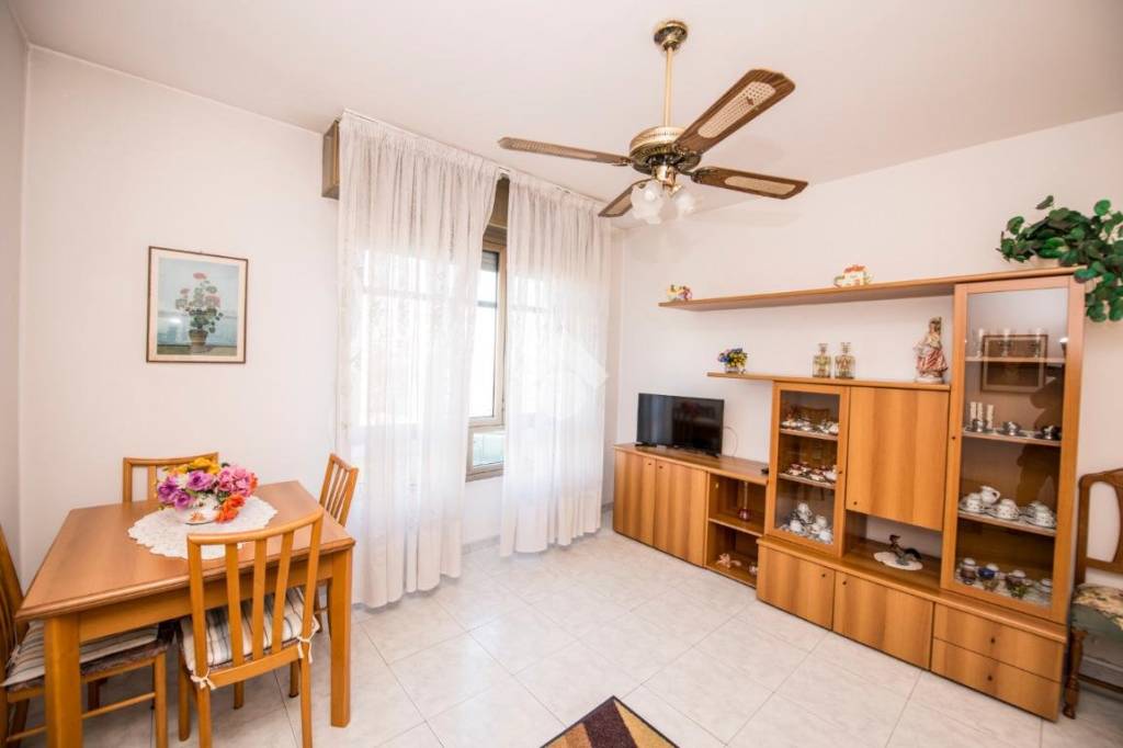 appartamento in vendita a Milano in zona Quartiere degli Olmi