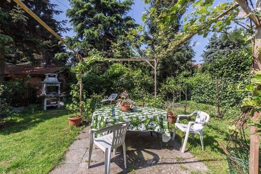 casa indipendente in vendita a Milano in zona Baggio