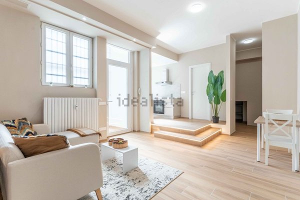 appartamento in vendita a Milano in zona Forze Armate