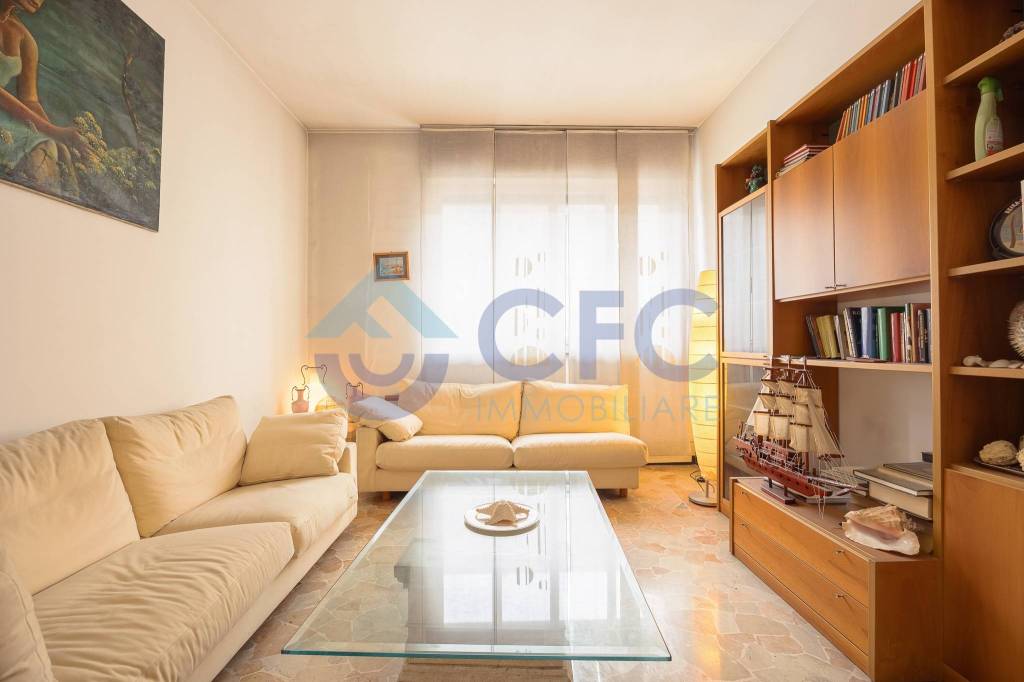 appartamento in vendita a Milano in zona Loreto