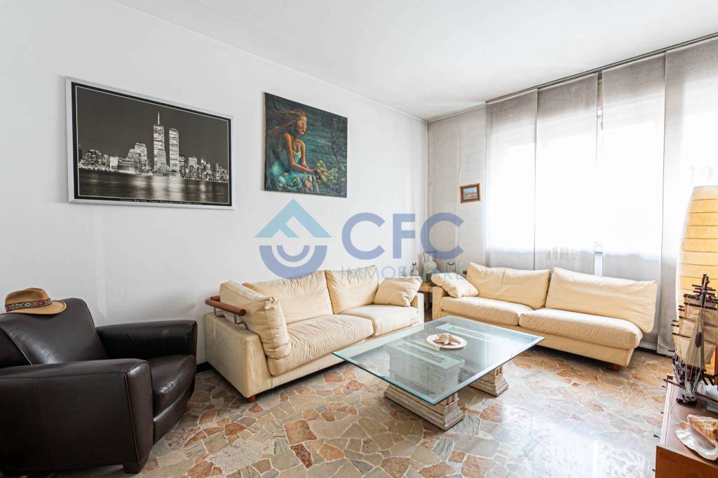 appartamento in vendita a Milano in zona Loreto