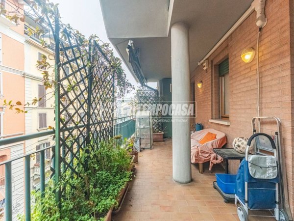 appartamento in vendita a Milano in zona Isola