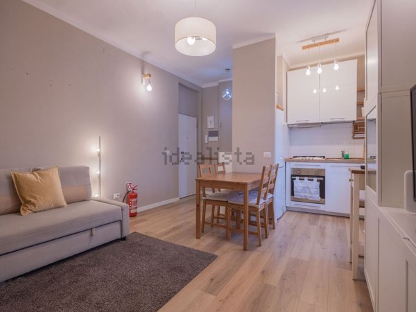 appartamento in vendita a Milano in zona Baggio