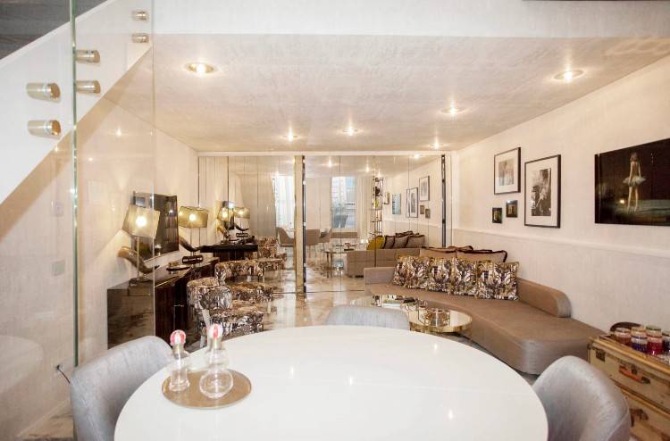 appartamento in vendita a Milano in zona Porta Nuova