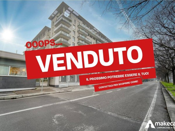 appartamento in vendita a Milano in zona Adriano