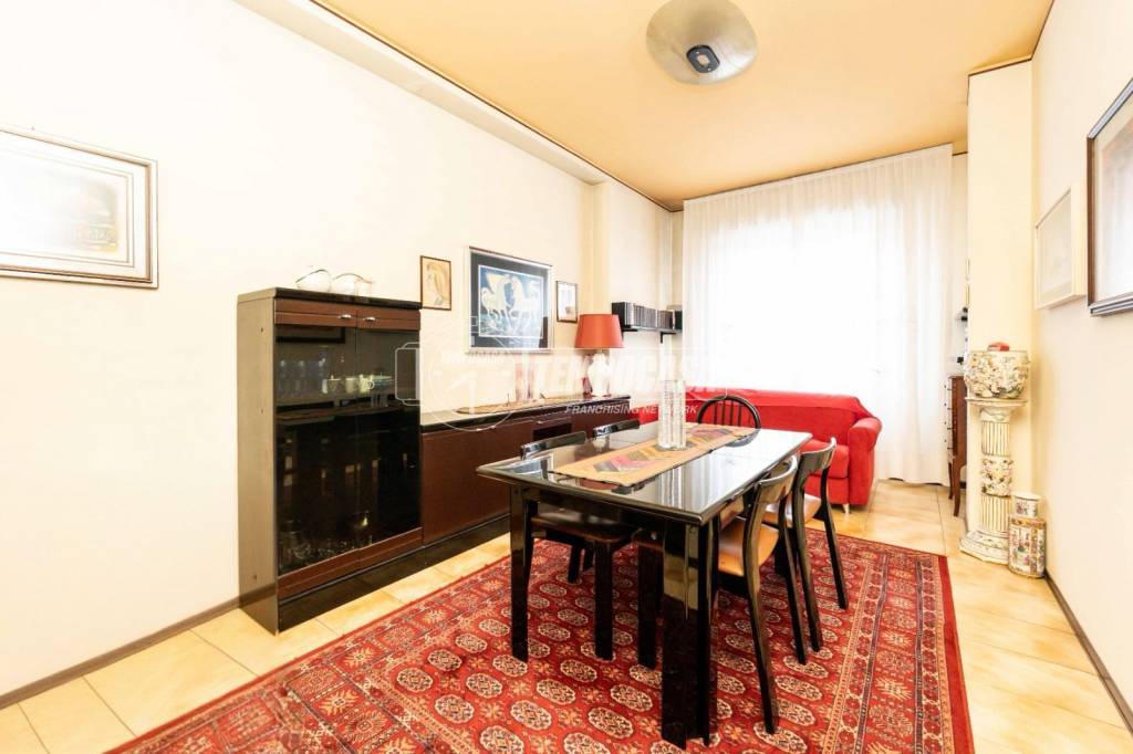 appartamento in vendita a Milano in zona Crescenzago