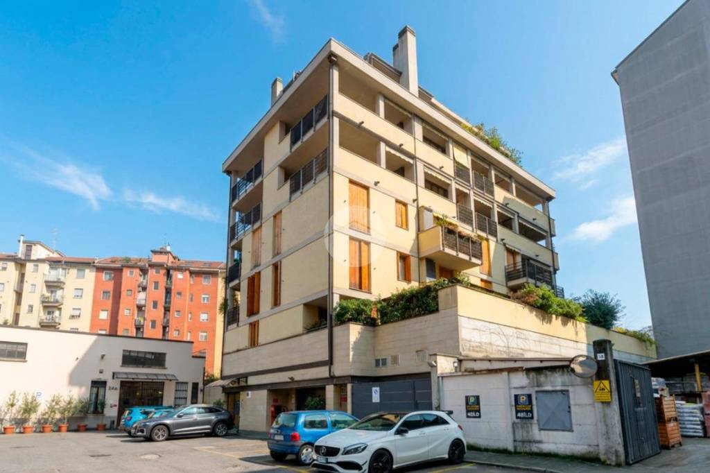 appartamento in vendita a Milano in zona San Siro