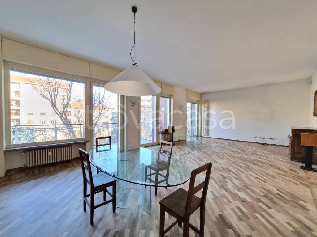 appartamento in vendita a Milano in zona Porta Romana