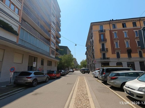 locale commerciale in vendita a Milano in zona Centro Storico