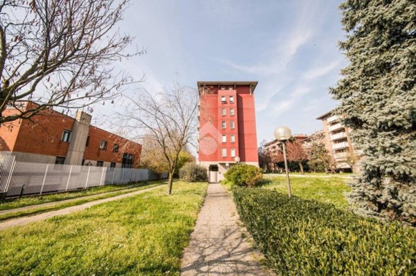 appartamento in vendita a Milano in zona Baggio