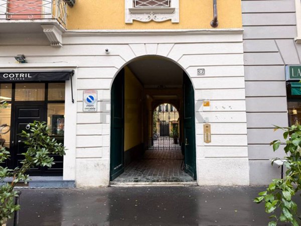 appartamento in vendita a Milano in zona Porta Garibaldi
