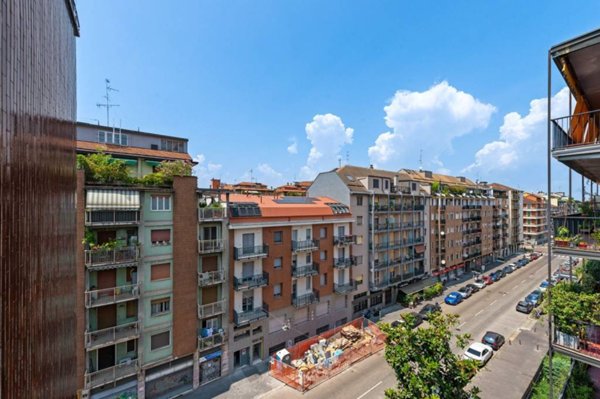 appartamento in vendita a Milano in zona Città Studi