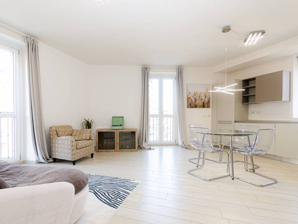 appartamento in vendita a Milano in zona Isola