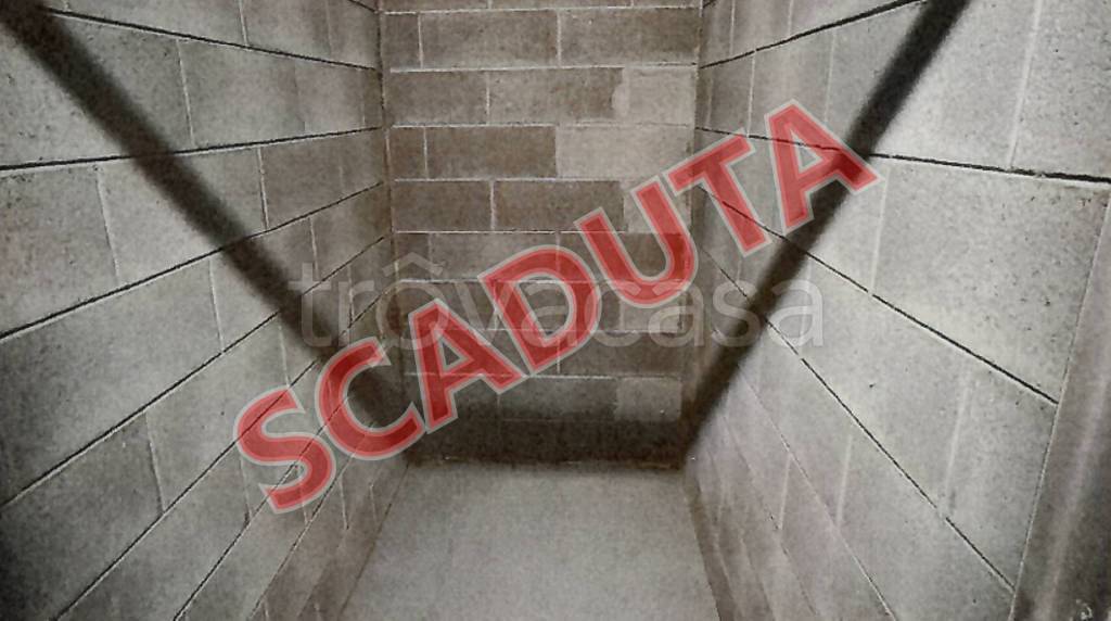 locale commerciale in vendita a Milano