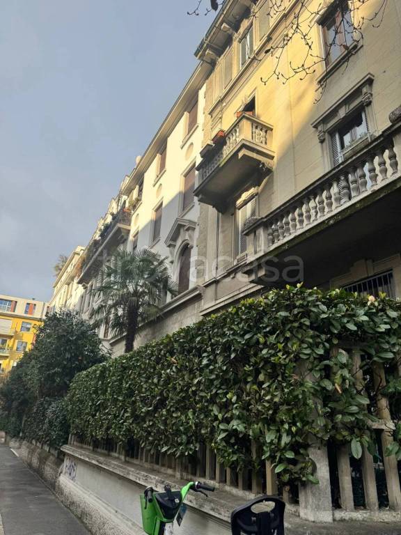 appartamento in vendita a Milano in zona San Siro