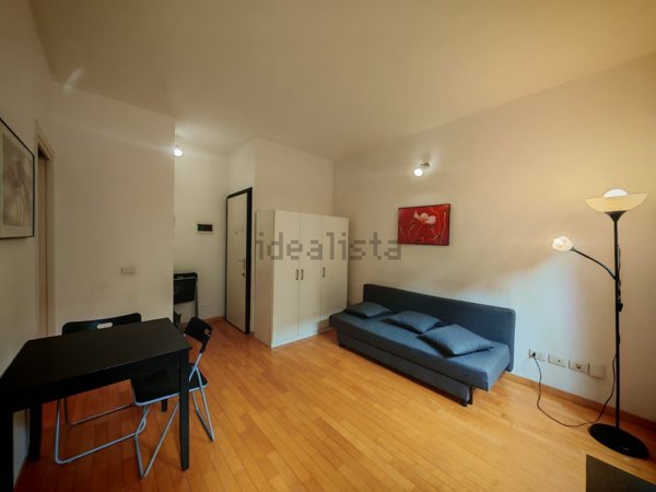 appartamento in vendita a Milano in zona Isola