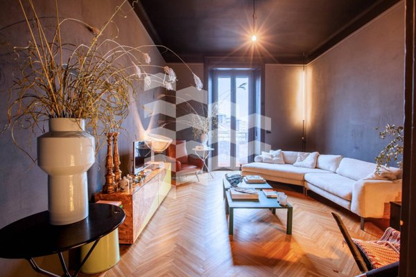 appartamento in vendita a Milano in zona Piazzale Lodi