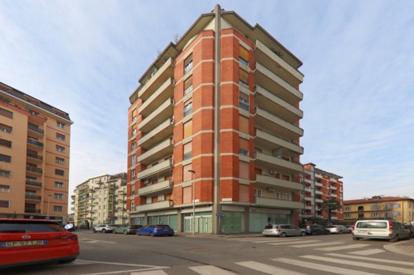 appartamento in vendita a Milano in zona Bovisa