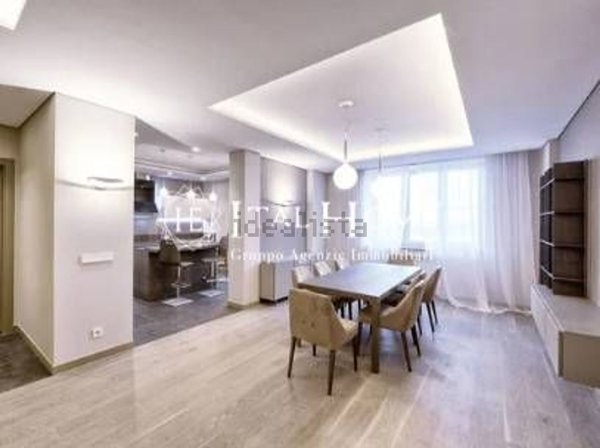 appartamento in vendita a Milano in zona Dergano