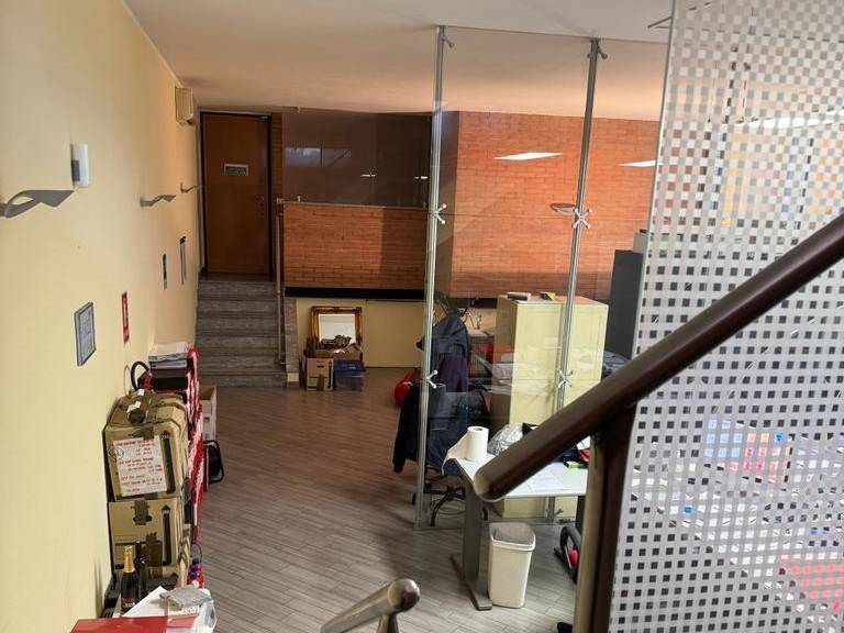 appartamento in vendita a Milano in zona Stadera