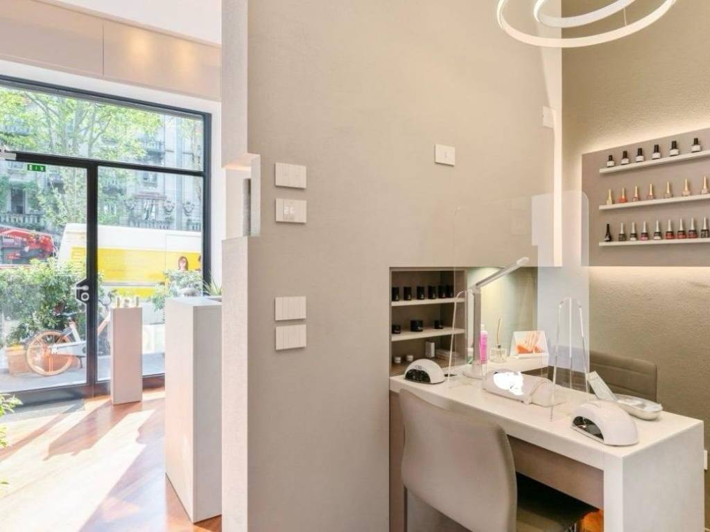 ufficio in vendita a Milano in zona Centro Direzionale