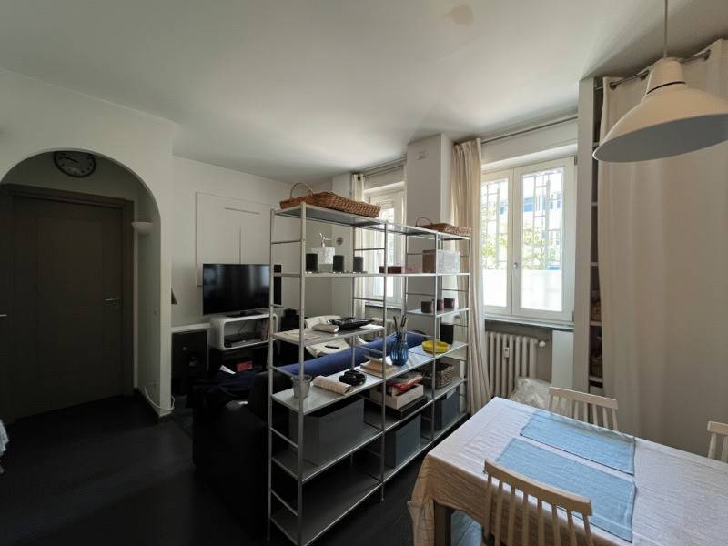 appartamento in vendita a Milano in zona Bocconi