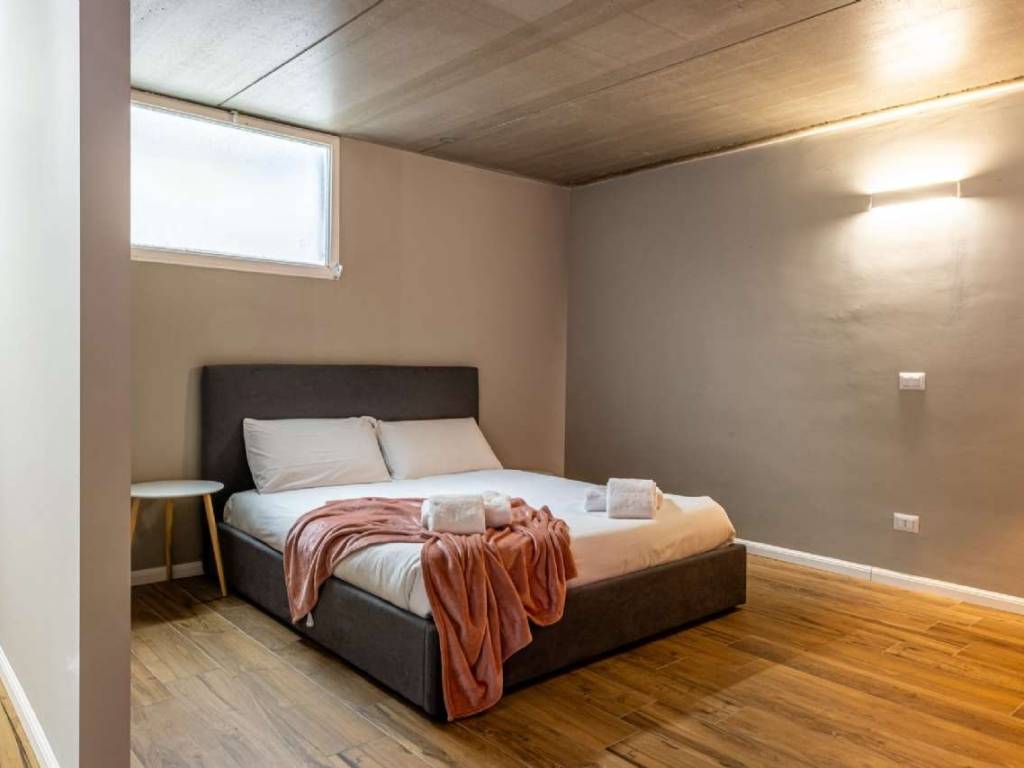 negozio in vendita a Milano in zona Precotto