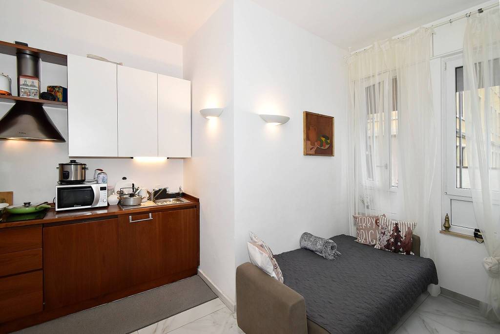 appartamento in vendita a Milano in zona Bocconi