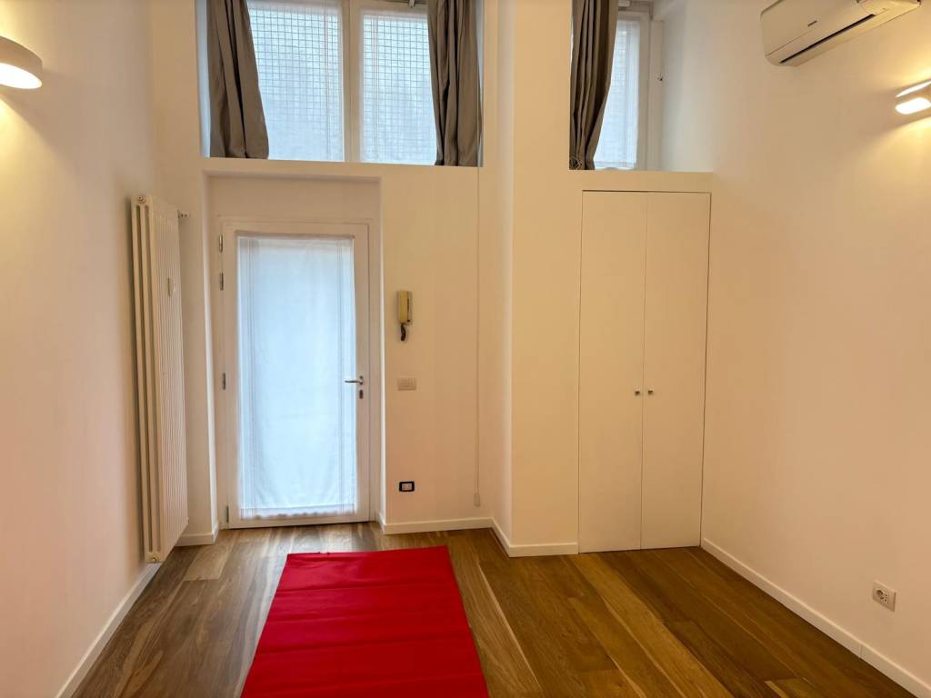 appartamento in vendita a Milano in zona Casoretto