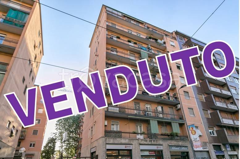 appartamento in vendita a Milano in zona Vigentino