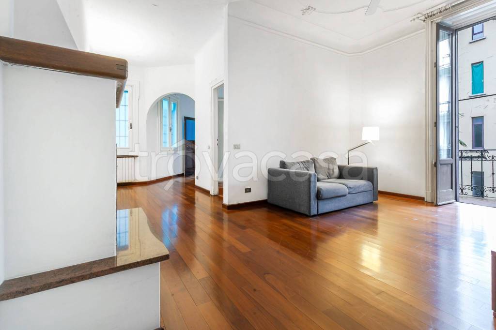 appartamento in vendita a Milano in zona Loreto