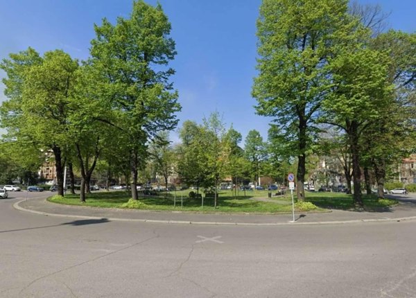 appartamento in vendita a Milano in zona Sempione