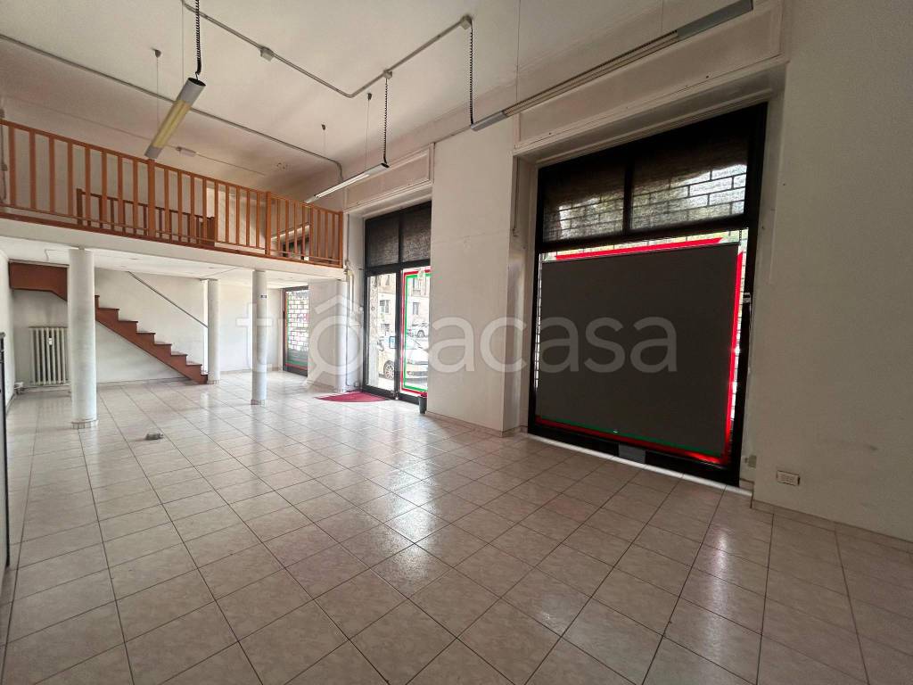 negozio in vendita a Milano in zona Loreto