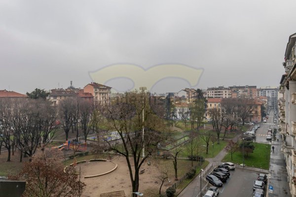 appartamento in vendita a Milano in zona Loreto