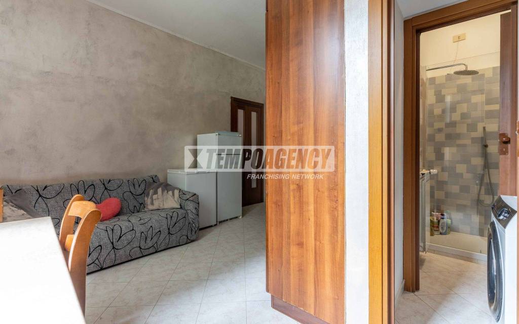 appartamento in vendita a Milano in zona Restocco Maroni