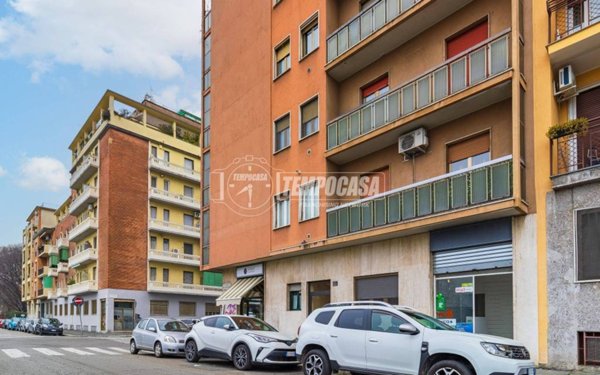 negozio in vendita a Milano in zona Porta Vittoria