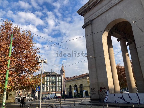 appartamento in vendita a Milano in zona Bocconi