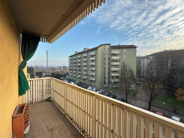 appartamento in vendita a Milano in zona Forlanini