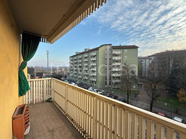 appartamento in vendita a Milano in zona Forlanini
